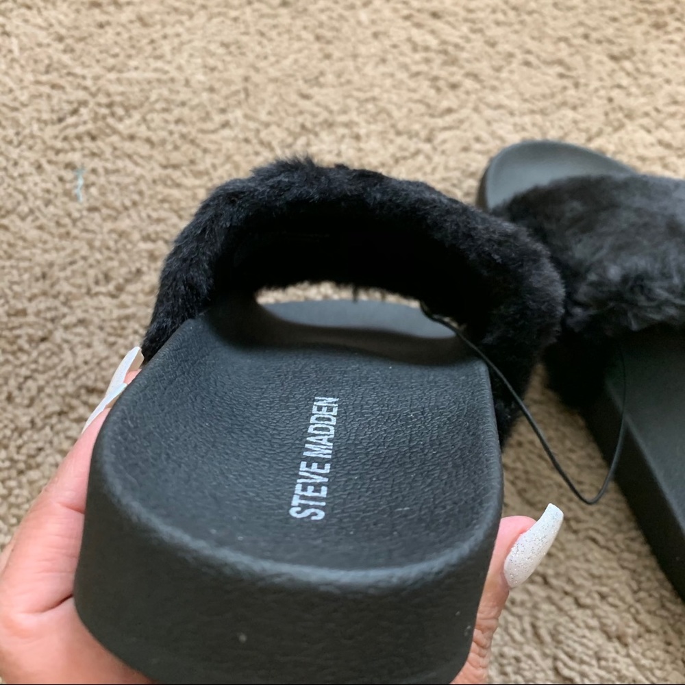 ❤️LAST NEW 10 Steve Madden Black Faux Fur Slides - Picture 8 of 12